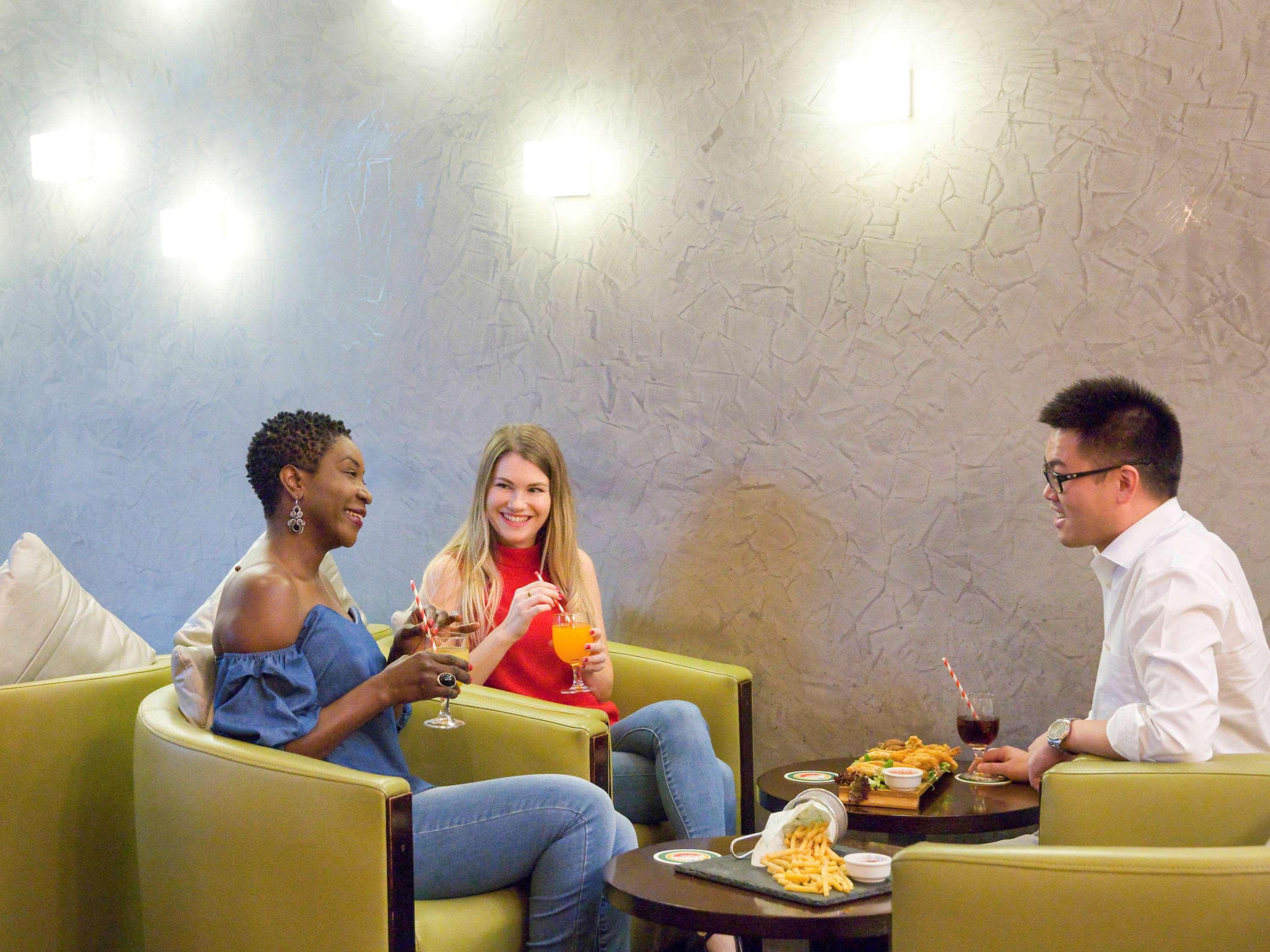Готель Ibis Dubai Al Rigga Дубай