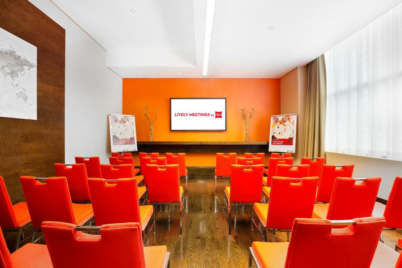 Ibis Dubai Al Rigga Дубай